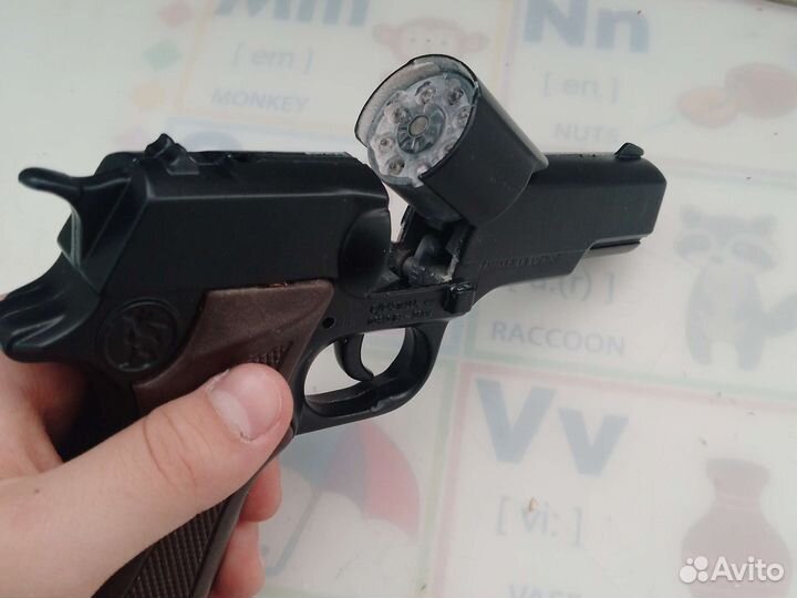 Пистоновый пистолет