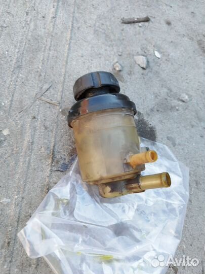 Бачок гидроусилителя руля Hyundai Solaris 10-17