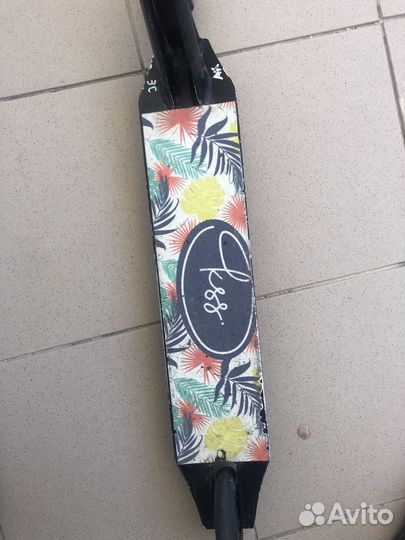 Трюковой самокат limit