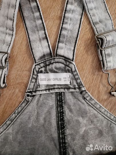 Джинсовый комбинезон для девочки 104