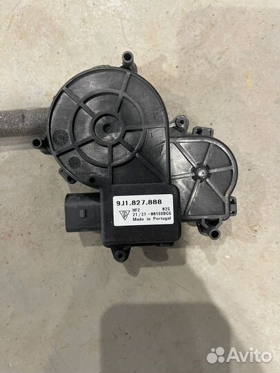 Замок багажника Porsche Panamera 971