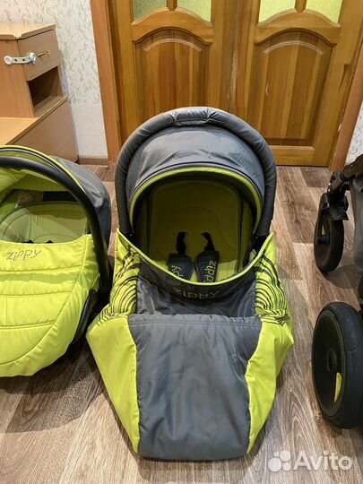 Коляска zippy 3 в 1