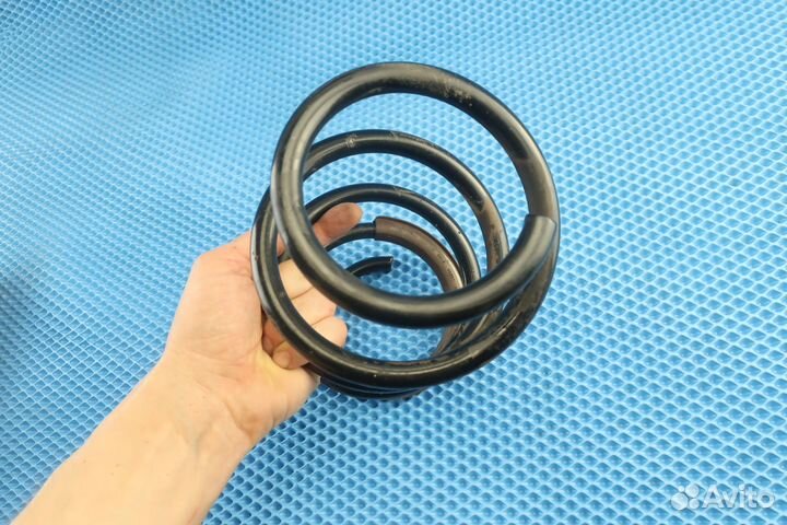 Пружина передняя Hyundai Solaris 1