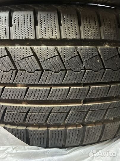 iLink Winter IL989 275/45 R20 и 315/35 R20