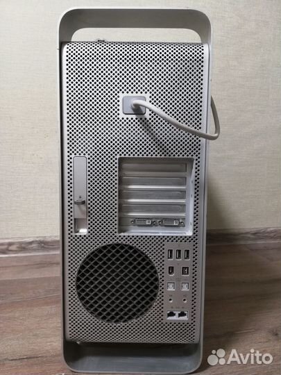 Apple Mac Pro 1.1 Intel Xeon 2 Ghz