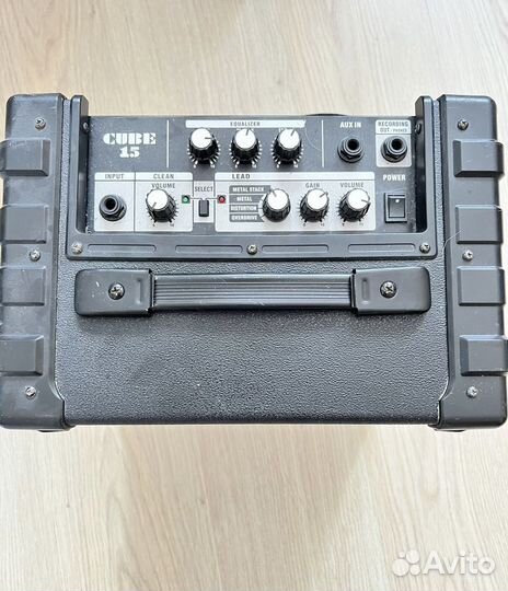 Гитарный комбоусилитель Roland Cube 15