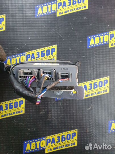 Блок управления парктроником Mazda 6