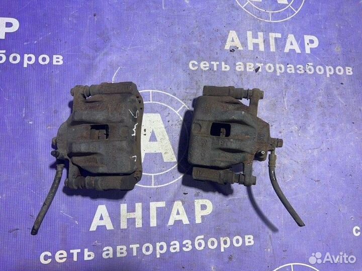 Передние суппорта Suzuki Grand Vitara 3D JB424X