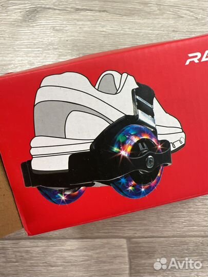 Светящиеся ролики на обувь