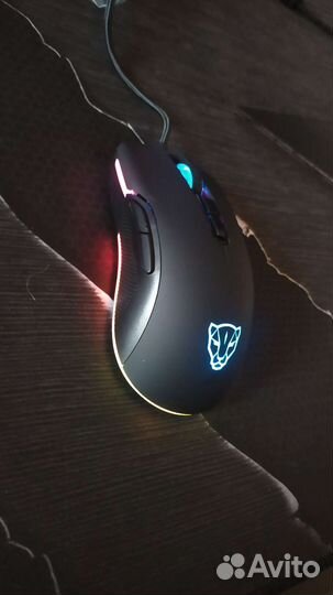 Игровая мышь motospeed