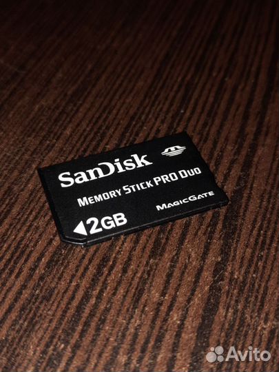 Карта памяти memory stick