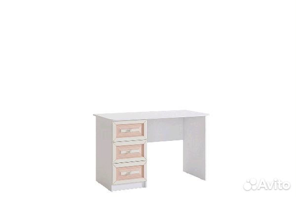 Стол письменный 