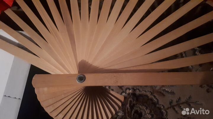 Веер коллекционный