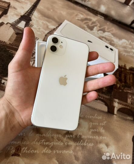 iPhone 11, 128 ГБ