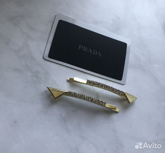 Невидимки Prada с кристаламми