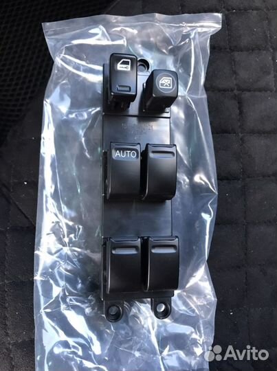 Блок кнопок стеклоподъемника Nissan x trail