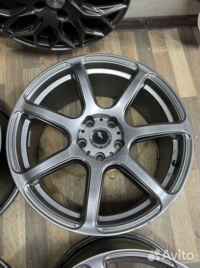 На короллу р16