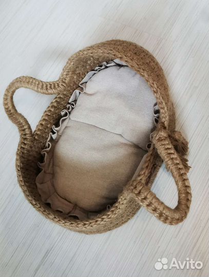 Кукольная люлька из джута с качалкой