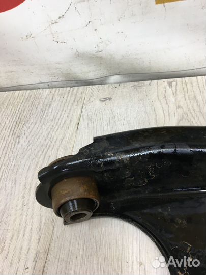 Рычаг подвески Renault logan Прав