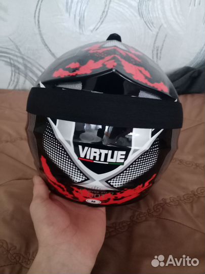 Кроссовый шлем