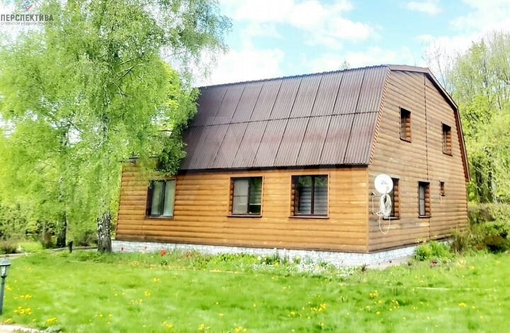 Дом 200 м² на участке 15 сот.