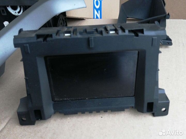 Опель астра Н дисплей