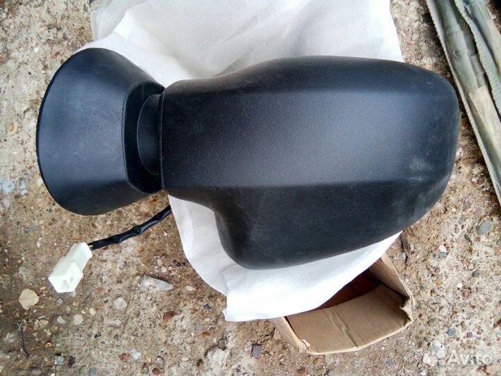 Большое Зеркало На Рено Логан,Лада Ларгус