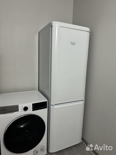 Холодильник hotpoint ariston бу