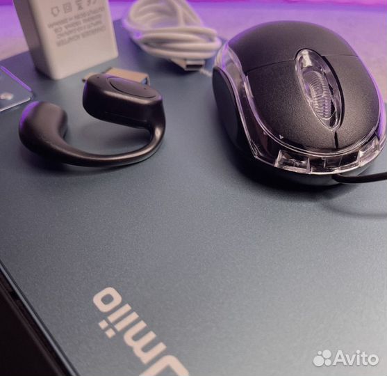 Планшет umiio 6S Pro Android с мышкой и клав