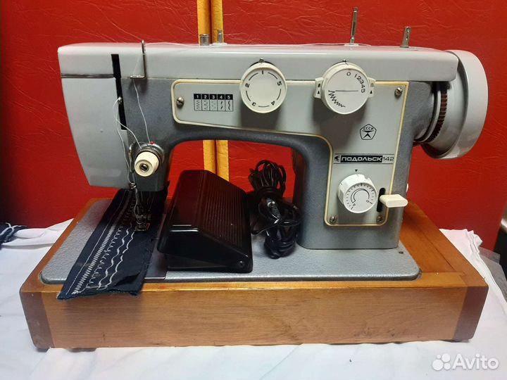 Продаю Швейная машинка подольский 142