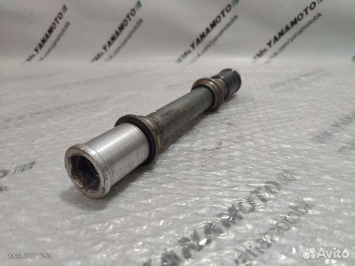 Передняя ось колеса Kawasaki ZX-636 05-06г