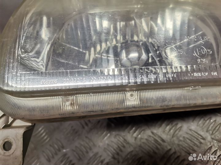 Фара левая Suzuki Grand Vitara 2004г