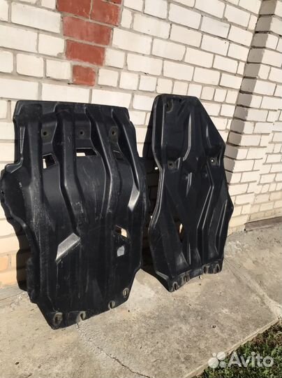 Защита двигателя и днища Ленд Крузер 200