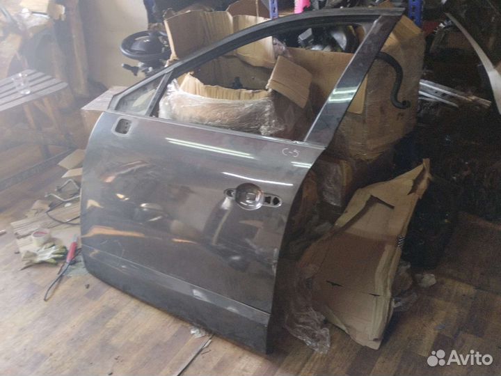 Дверь передняя левая Renault Grand Scenic 3