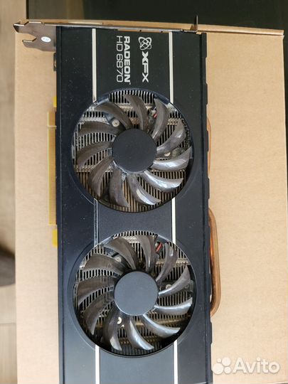 Видеокарта Radeon HD 6870