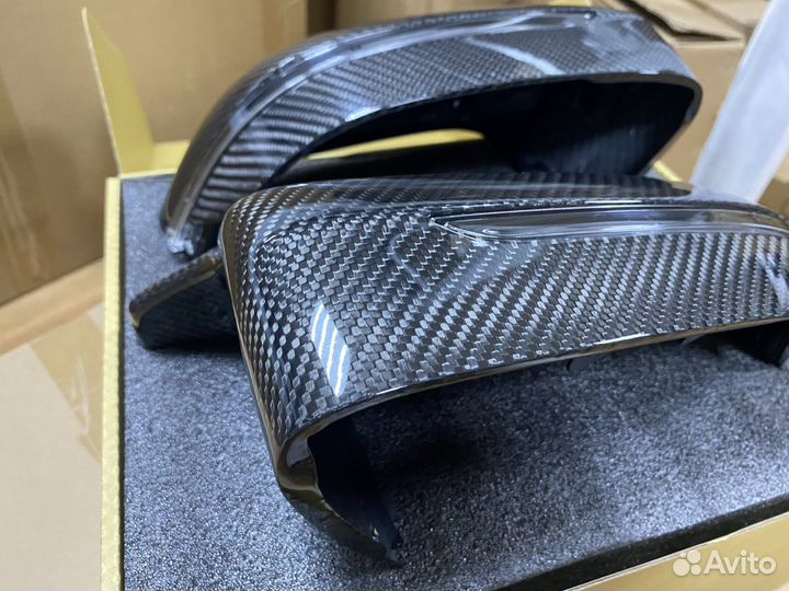 Накладки зеркал на BMW G20 М5 стиль сухой карбон