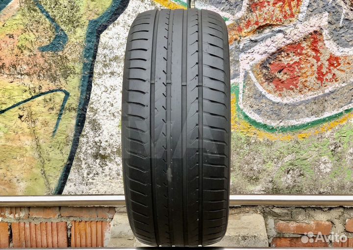 Goodyear EfficientGrip 255/45 R18