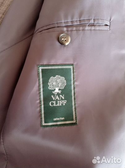 Костюм брючный