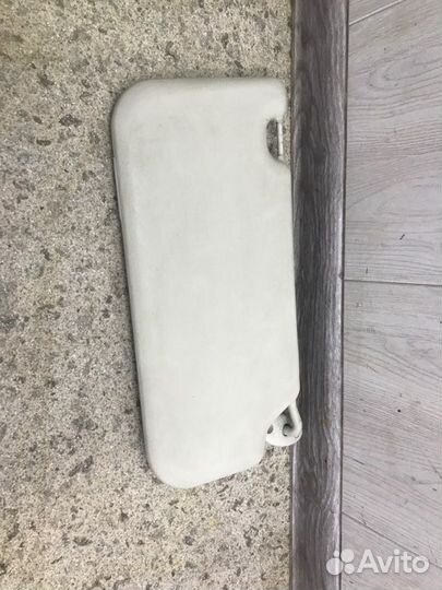 Козырек солнцезащитный левый Ford Focus седан iqdb