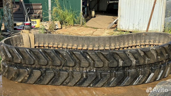 Продам гусеницу 450х81NX76 От Sany SY 75