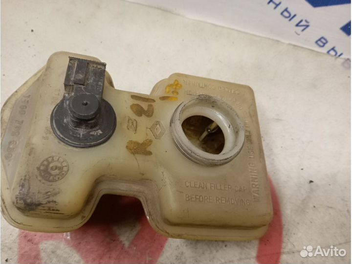 Бачок тормозной, 7700732858 renault espace 2, 3049794
