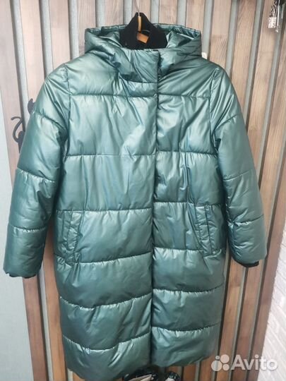 Дутое пальто на девочку 152, сапоги в подарок