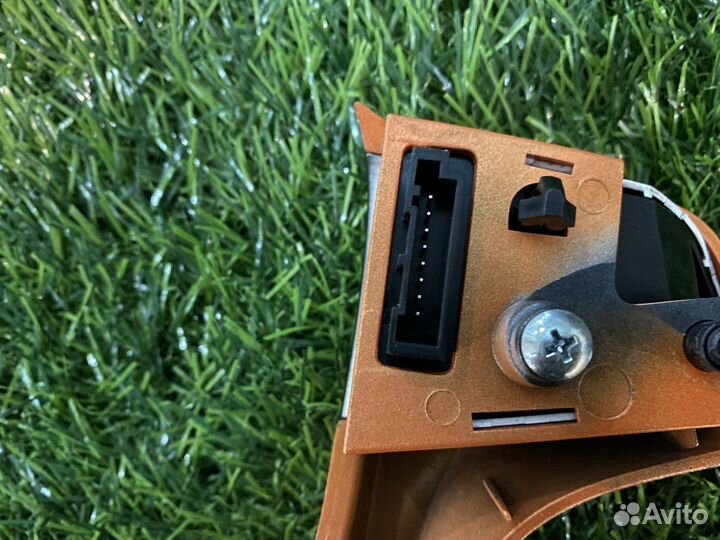 Накладка на руль Hyundai Solaris