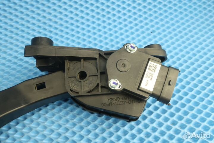 Педаль газа Hyundai Solaris