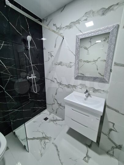 Комната 35 м², 1/3 эт.