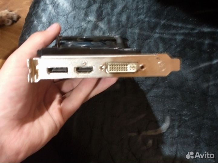 Видеокарта Radeon hd6750