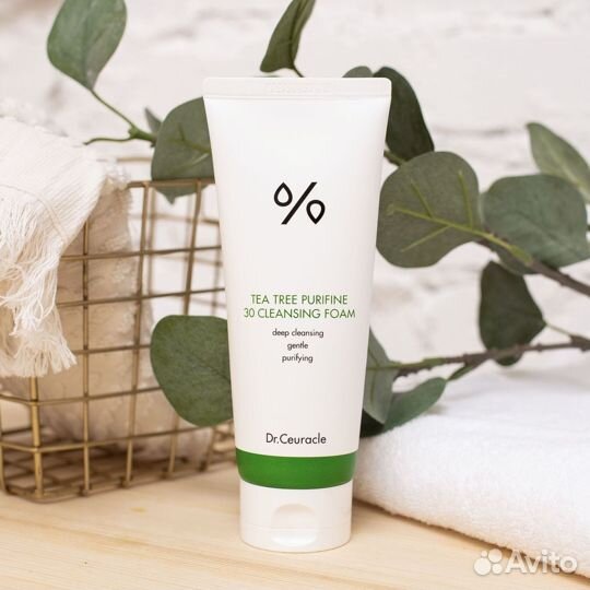 Пенка для умывания с чайным деревом TEA tree purif