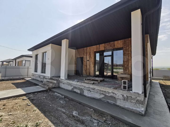 Дом 163,3 м² на участке 4,9 сот.