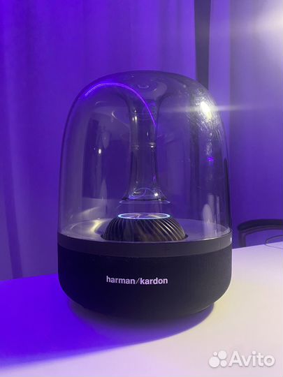 Bluetooth-колонка Harman Kardon Aura Studio