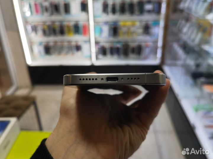 iPhone 15 Pro Max, 256 ГБ